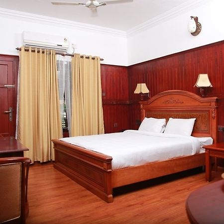 Anamika Ayurvedic Heritage Resort バルカラ エクステリア 写真
